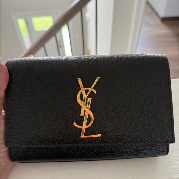 Small Kate YSL crossbody in grained leather. Barely used!! Purchased from Saks. - Picture 4 of 7